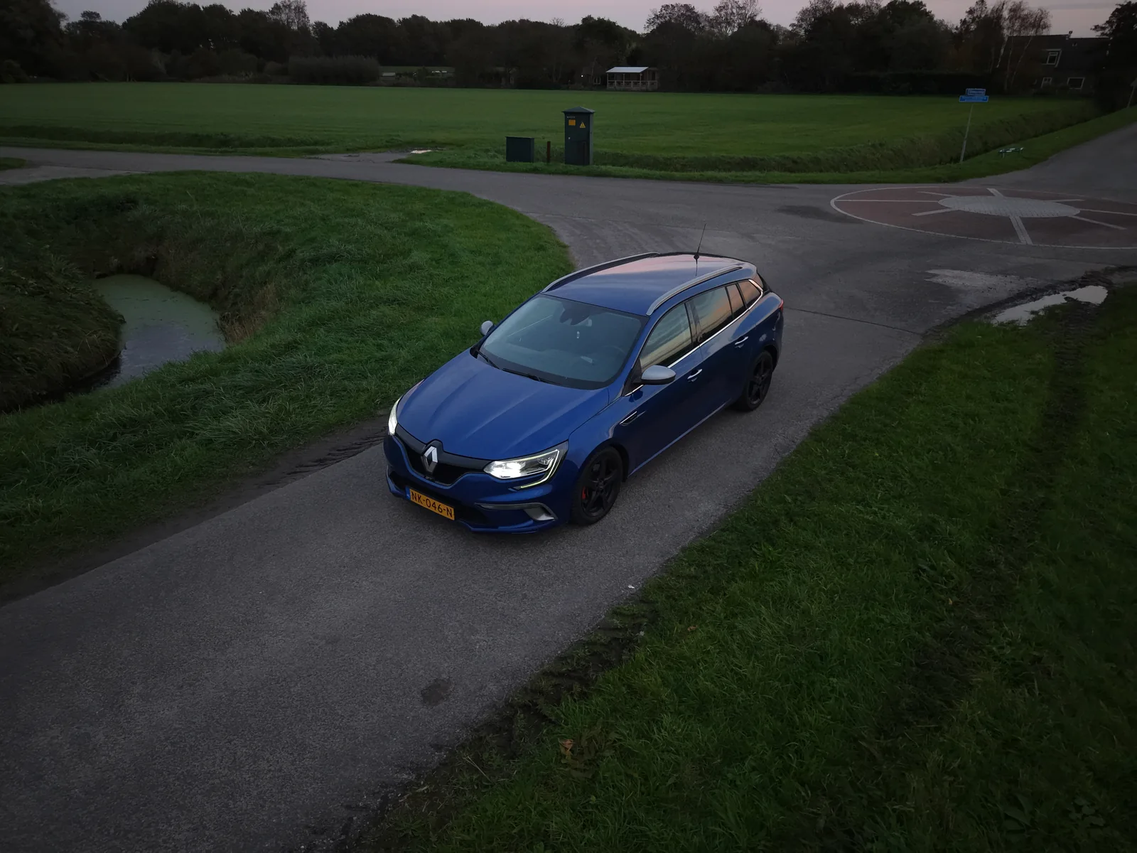 Renault Mégane schuin van voren